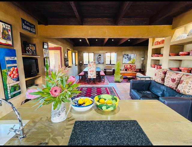 7 BEDROOM HOUSE FOR SALE IN WESTCLIFF
